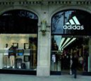 Adidas abre de nuevo su establecimiento de la ciudad condal