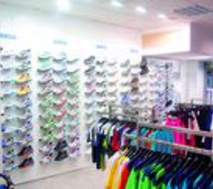 Joma sigue con sus aperturas e inaugura su octava tienda en España