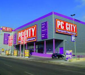 PC City paraliza el abastecimiento a sus centros