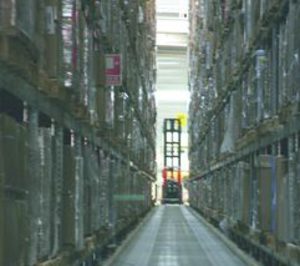 2010, se abrieron más almacenes logísticos y más grandes