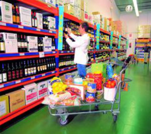 Cash & Carry Nuevas propuestas para clientes más exigentes Informes