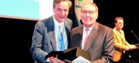 Sedisa nombra socio honorífico al Dr. Abarca 