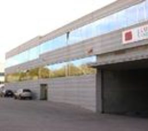 Lluch Essence aumenta su crecimiento