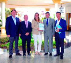 El Riu Palace Meloneras Resort recibe el premio Hotelo 2010 de Gulet