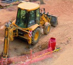 Un grupo del sector de materiales de construcción desembarca en logística