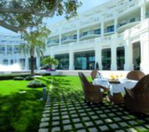 El chef Rafa Santos colabora con el hotel Santos Las Arenas