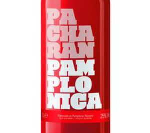 Licores Baines rejuvenece el pacharán con Pamplonica