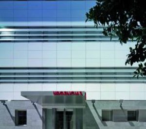 El Hospital Infanta Luisa inaugura su ampliación