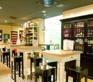 Costa Group firma el interiorismo de la nueva tienda gourmet del grupo Mallorca