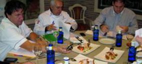 Adolfo Muñoz preside los premios Anzuelo de Oro