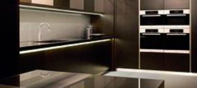 Vicente Navarro venderá las cocinas de Armani