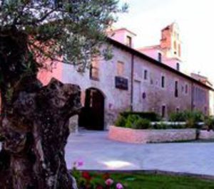 El Convento de San Esteban cerrará hasta abril para buscar explotador