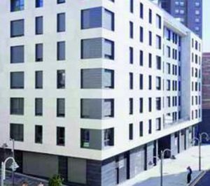 Jaureguizar regenera la entrada de Deusto