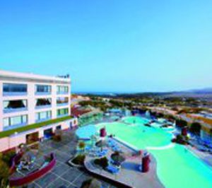 Cordial Canarias crea la enseña de público senior Best Age