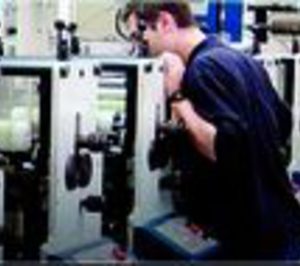 Gráficas Z incorpora nueva maquinaria y entra en sleeves