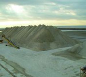 Grupo López Guillén simplifica su estructura y gana peso en portuario