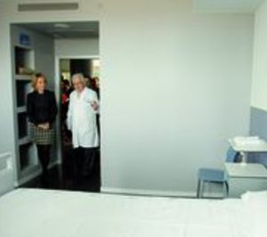 Aguirre inaugura la planta de psiquiatría del Clínico