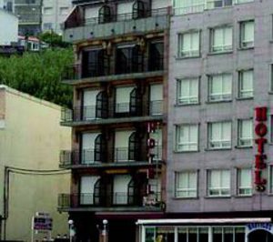 Autorizan el derribo parcial del hotel Gran Proa, de Poio