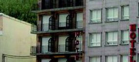 Autorizan el derribo parcial del hotel Gran Proa, de Poio