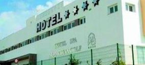 Asur Hoteles incorpora un hotel gaditano cerrado desde 2010