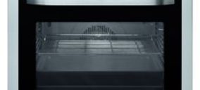 Teka lanza un nuevo horno que se limpia con un vaso de agua