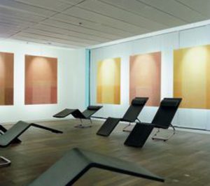 Armstrong presenta una gama de mallas metálicas estiradas