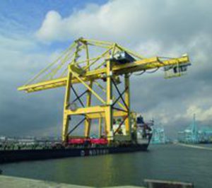 Vasco Catalana traslada seis grúas a Ferrol Terminal Containers