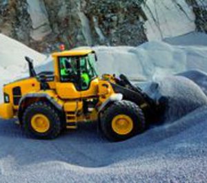 Renault vende su participación en Volvo