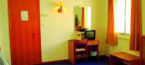 El hotel gaditano Francia y París inicia la reforma integral de sus habitaciones