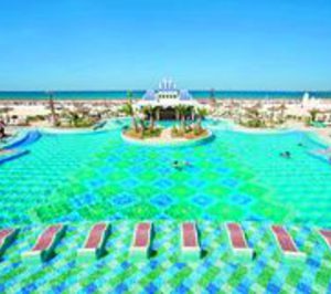 Riu recibe el distintivo HolidayCheck Award 2012
