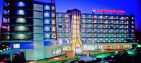 Cataluña: Goteo de cierres