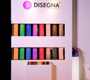 Disegna amplia su gama de color y texturas