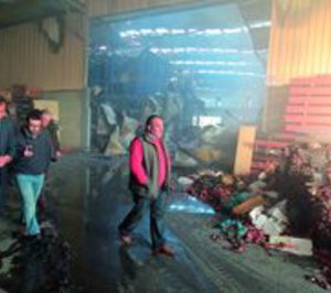Frigoríficos Devesa sufre un grave incendio en sus instalaciones