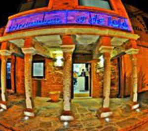 Abre a de Loló en Muxía, primer hotel de la localidad