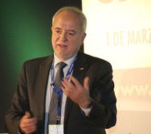 Es mejor investigar de la mano de la gran distribución