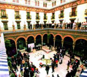 El Alfonso XIII abre de nuevo sus puertas