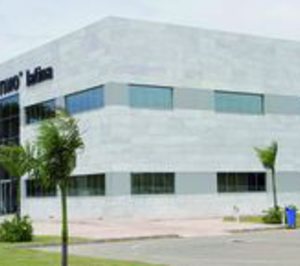 Cosentino inaugura un center en California