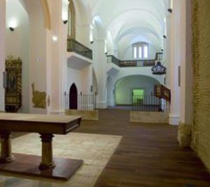 Lledó ilumina la Iglesia de la Peregrina