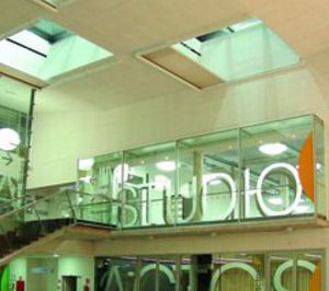 Technal deja pasar la luz a la Biblioteca de Tres Cantos