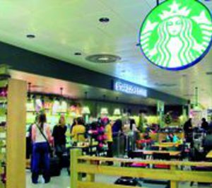 Starbucks recupera posiciones en el aeropuerto de Barajas