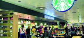 Starbucks recupera posiciones en el aeropuerto de Barajas