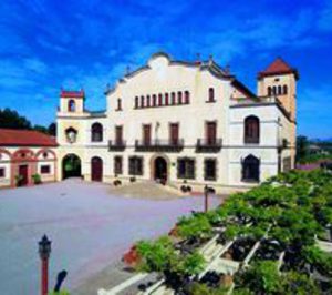 Codorníu simplifica su estructura