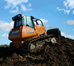 Case amplía su gama de dozers, excavadoras y cargadoras