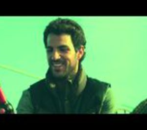 Estrella Damm, nueva campaña Mediterráneamente con Cesc Fàbregas