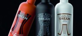 Licores Baines innova en torno al pacharán