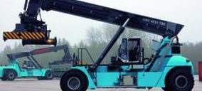 Konecranes presenta una carretilla híbrida