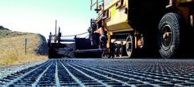 CNC sanciona con 16 M a un cártel de asfalto