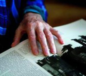 Santander saca a concurso la gestión de su teleasistencia