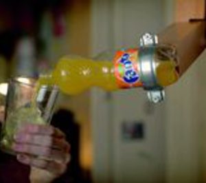 Fanta estrena campaña dirigida a los jóvenes
