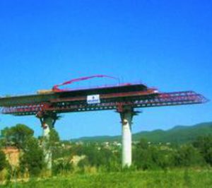 Bruesa Construcción empieza a ver la luz